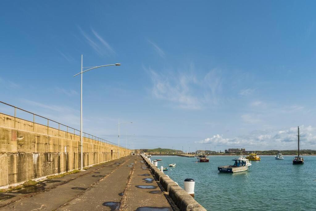 Logans Beach Apartments - The Loft วอร์นามบูล ภายนอก รูปภาพ